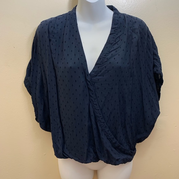 H&M Tops - H&M Short Sleeve Blue Wrap Texture Top Sz 6